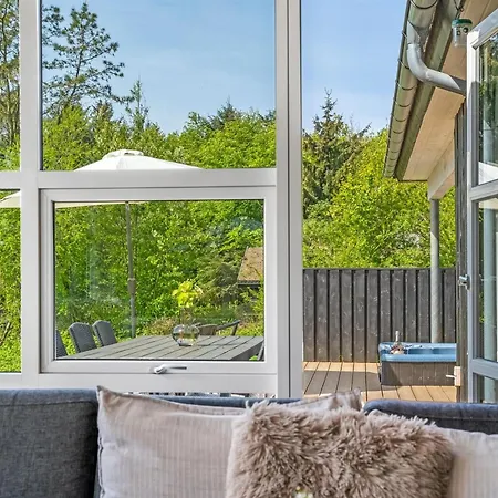 Nayati - 2km From The Sea By Interhome *
